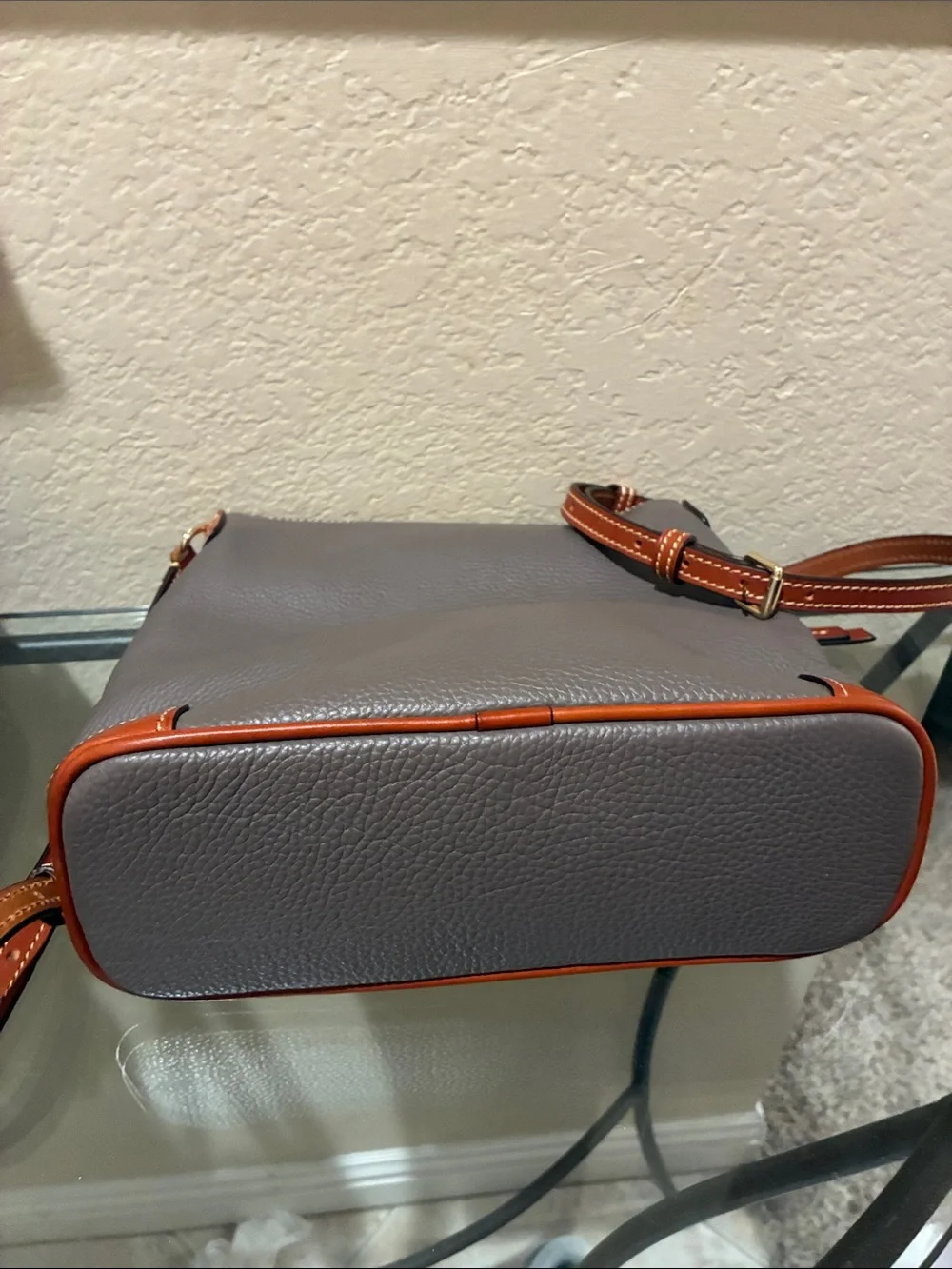 Dooney & Bourke great pebbled